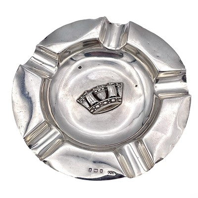 Lot 85a - A George V silver circular ashtray applied...
