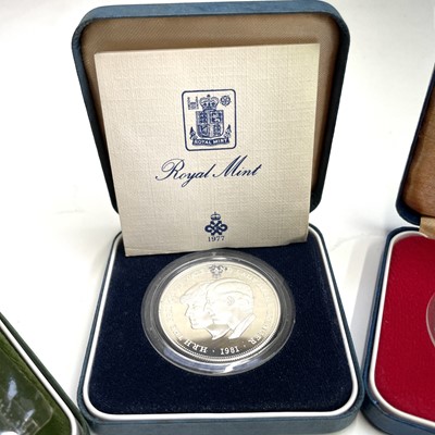Lot 74 - Proof G.B Silver 25p / £5 Sized Coins (x5)....