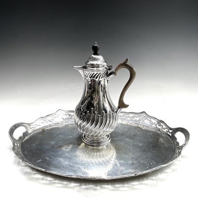 Lot 374 - A Georgian style silver plated coffee pot,...