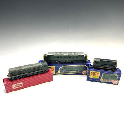 Lot 525 - Hornby Dublo OO Gauge Diesels (x3). Comprising...