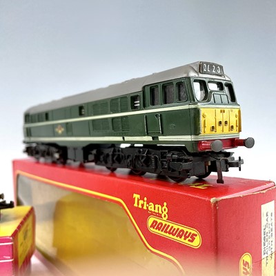 Lot 526 - Hornby Dublo Deltic Diesel and Triang AIA-AIA...