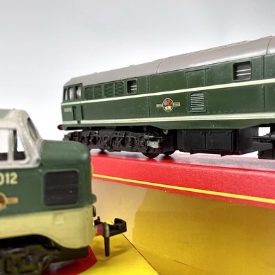 Lot 526 - Hornby Dublo Deltic Diesel and Triang AIA-AIA...