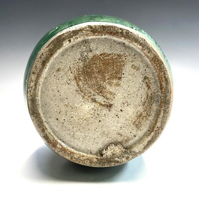 Lot 454 - A Chinese green glazed ginger jar, 19th...