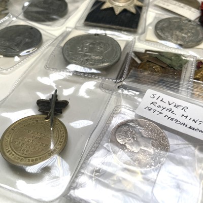 Lot 250 - Royalty Commemorative Medallions/Medals, etc....