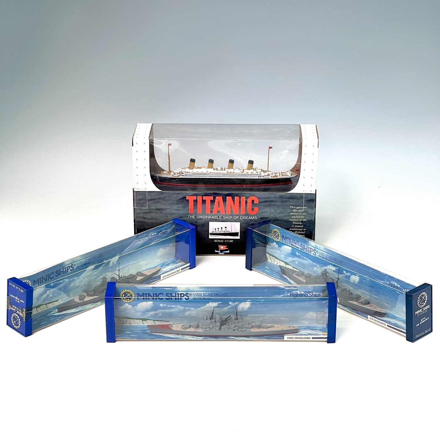 Lot 658 - Hornby Minic Ships and Titanic Interest....