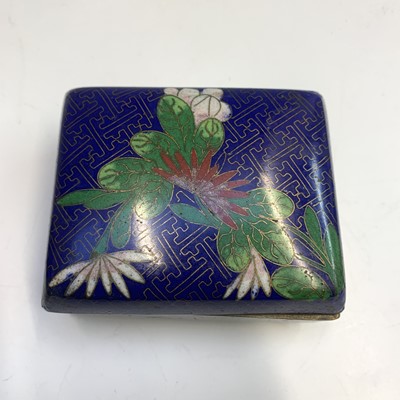 Lot 144 - A Chinese cloisonne circular box and cover,...