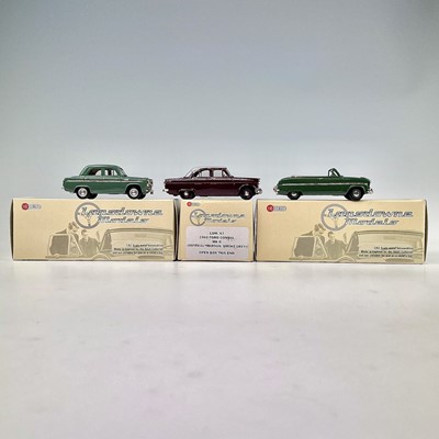 Lot 711 - Lansdowne Boxed Models 1:43 Scale. Comprising...