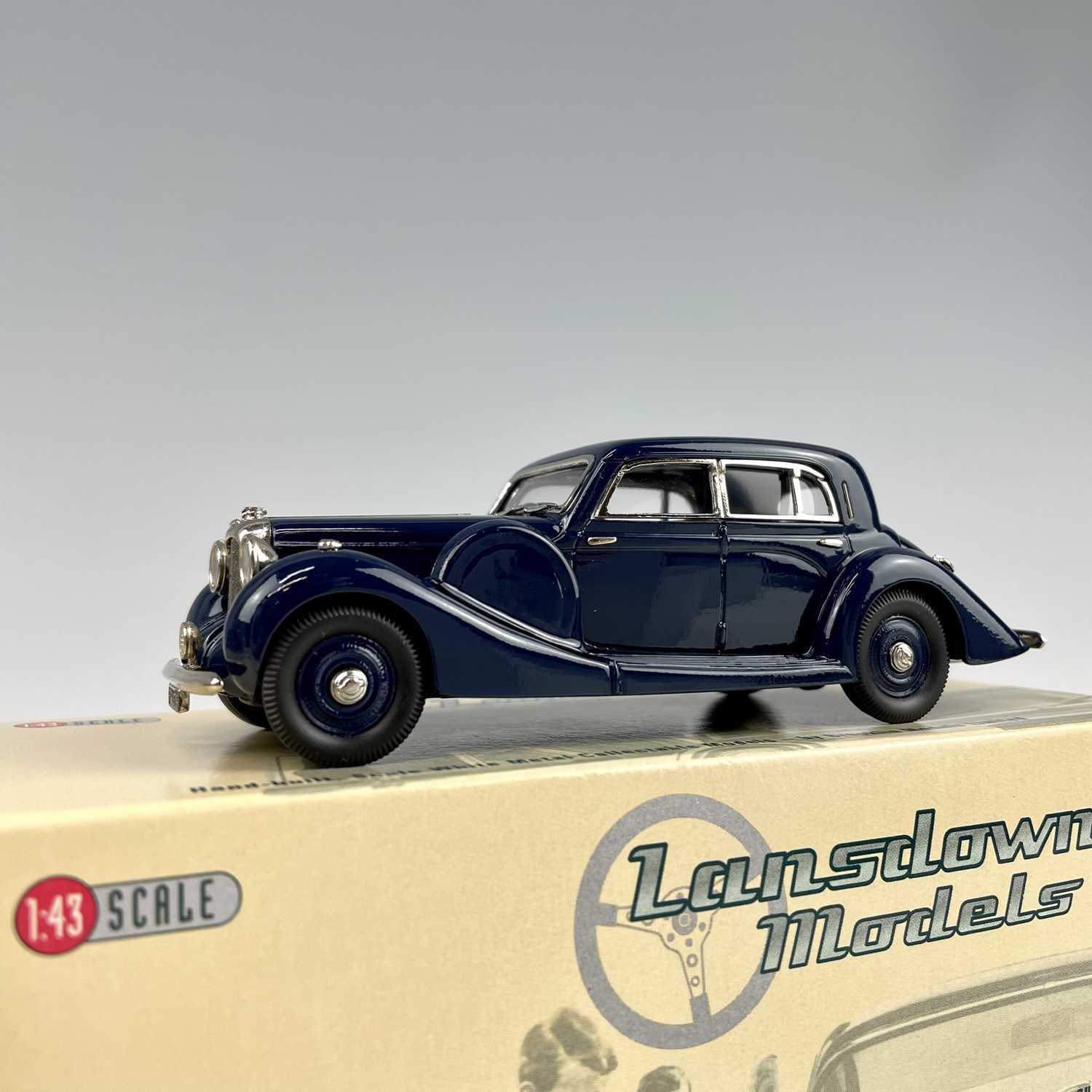 Lansdowne Models 1/43 Scale LDM84 - 1937 MG VA Saloon Lansdowne Models 1/43 Scale LDM84 - 1937 MG VA Saloon