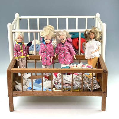 Lot 783 - Children's Toy/Dolls Cots (x2), Dolls, etc....