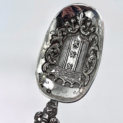Lot 142 - An early 20th century Dutch silver spoon, with...