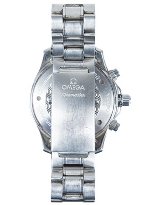 Lot 76 - An Omega Seamaster America's cup RACING automatic chronometer stainless steel bracelet wristwatch.