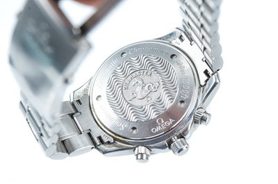 Lot 76 - An Omega Seamaster America's cup RACING automatic chronometer stainless steel bracelet wristwatch.