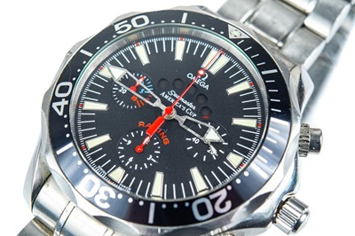 Lot 76 - An Omega Seamaster America's cup RACING automatic chronometer stainless steel bracelet wristwatch.