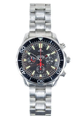 Lot 76 - An Omega Seamaster America's cup RACING automatic chronometer stainless steel bracelet wristwatch.