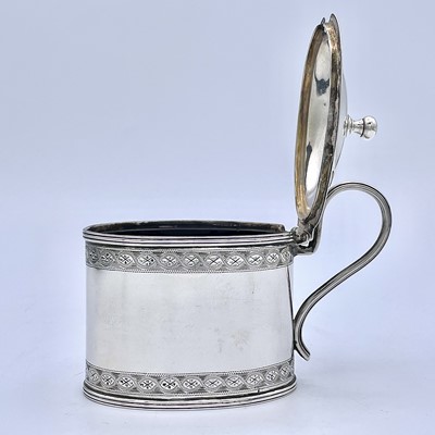 Lot 37 - A Victorian silver oval section hinge lidded...