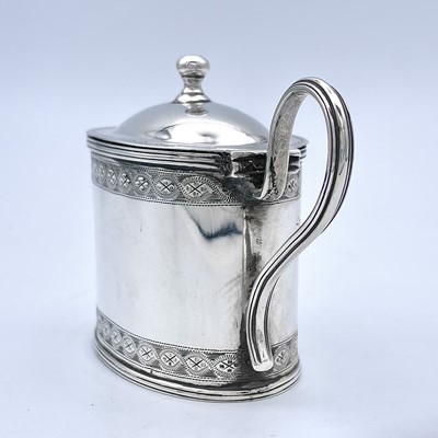 Lot 37 - A Victorian silver oval section hinge lidded...
