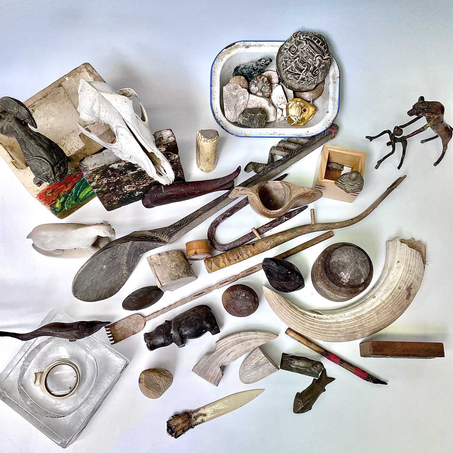 Lot 497 - A collection of curiosities from the