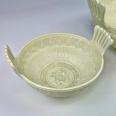 Lot 890 - A Sowerby glass Queen's Ivory ware bowl, with...