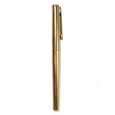 Lot 295 - A Sheaffer gold plated fountain pen.