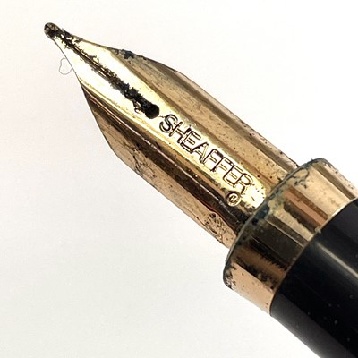 Lot 295 - A Sheaffer gold plated fountain pen.