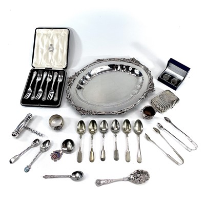 Lot 200 - A quantity of silver plated wares including a...