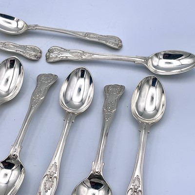 Lot 157 - A Victorian silver set of eleven king's...