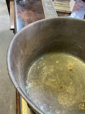 Lot 187 - An 18th century bronze skillet, height of pan...