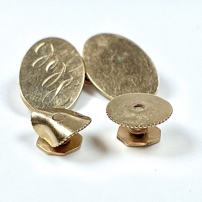 Lot 133 - A 9ct cufflink, together with a pair of 9ct...