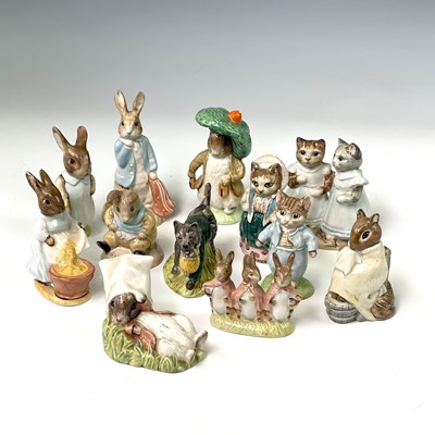 Lot 986 - Royal Albert Beatrix Potter figures including...