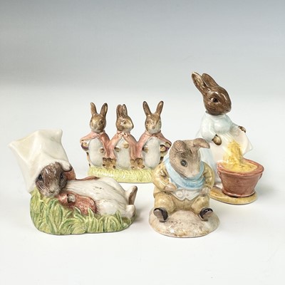 Lot 986 - Royal Albert Beatrix Potter figures including...