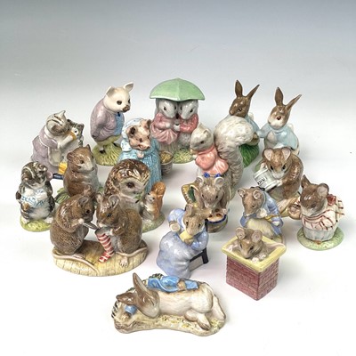 Lot 988 - Royal Albert Beatrix Potter figures including...