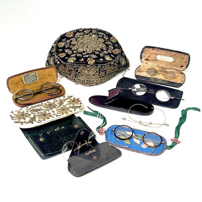 Lot 90 - Four assorted pairs of Victorian and later...