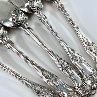 Lot 21 - A Victorian silver set of five King's Pattern teaspoons by George Lambert