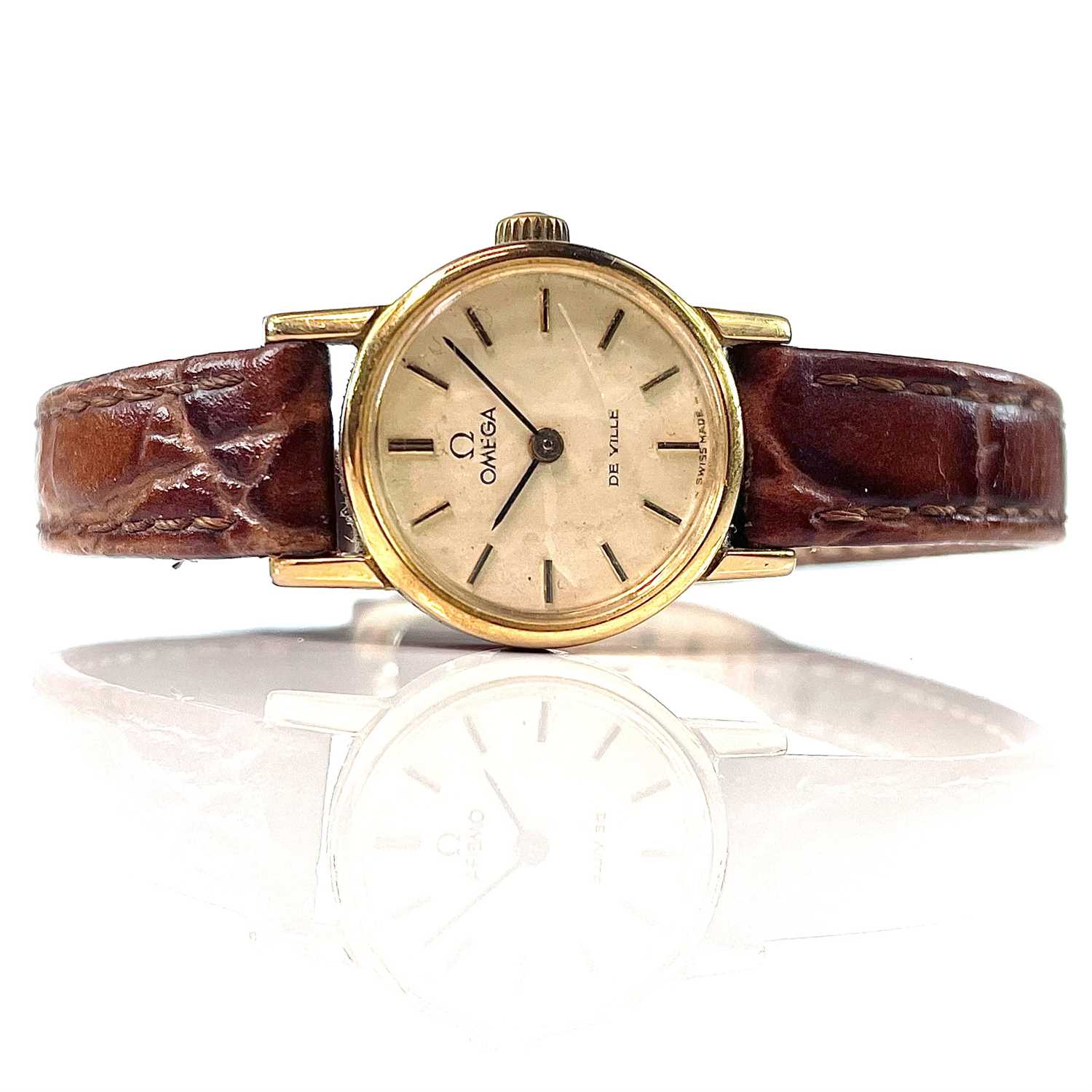 Lot 398 - An Omega De Ville ladies manual wind gold...