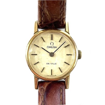 Lot 293 - An Omega De Ville ladies manual wind gold plated wristwatch.