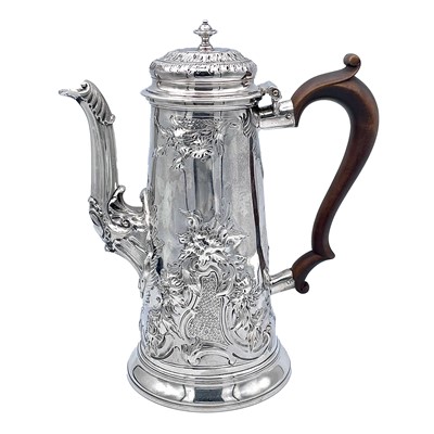 Lot 46 - A George II silver coffee pot by Richard Beale,...
