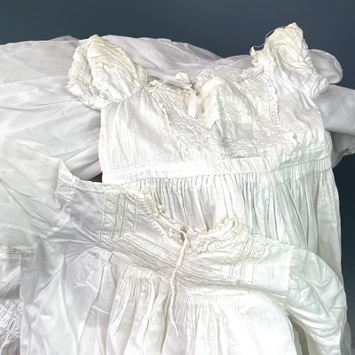 Lot 2807 - A 19th century cotton child's nightgown...