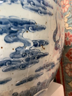 Lot 20 - An enormous Chinese blue and white porcelain...