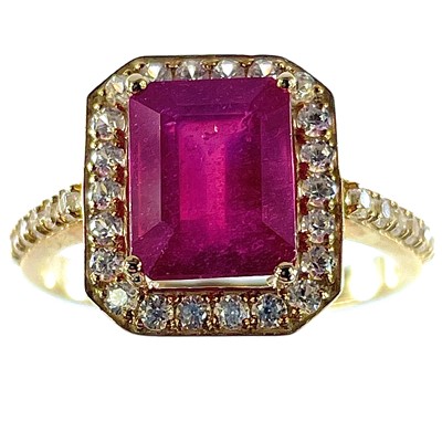Lot 200 - A 9ct ruby and diamond cluster ring, the...