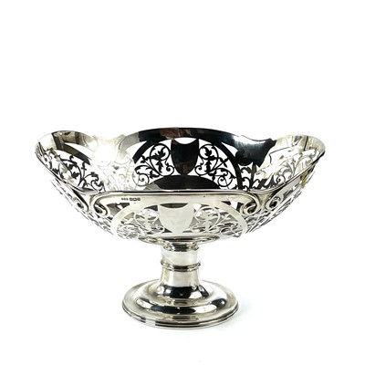 Lot 95 - An Edwardian silver pierced oval pedestal bowl...