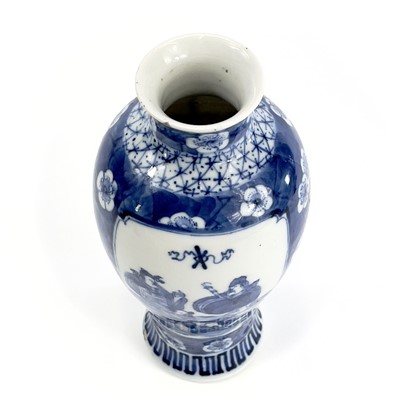 Lot 65 - A Chinese blue and white porcelain vase, late...