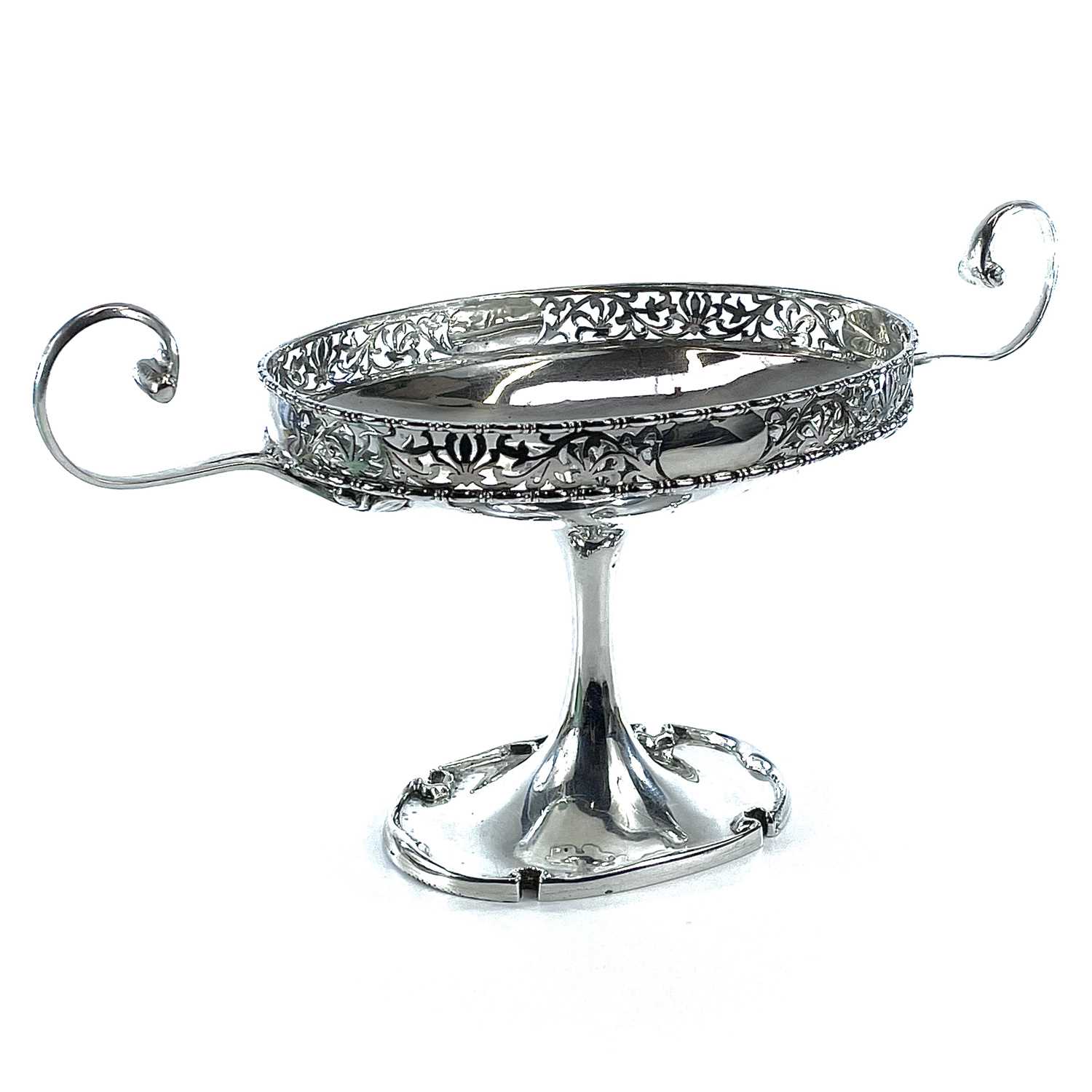 Lot 188 - A George V silver twin handled pedestal dish...