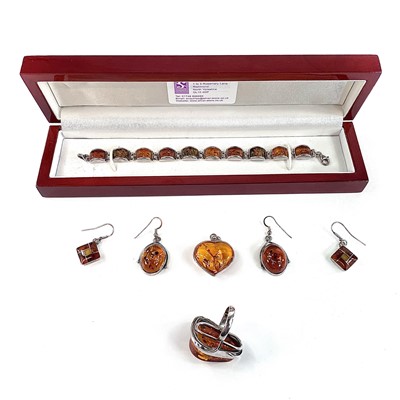 Lot 280 - A collection of contemporary 925 amber set...