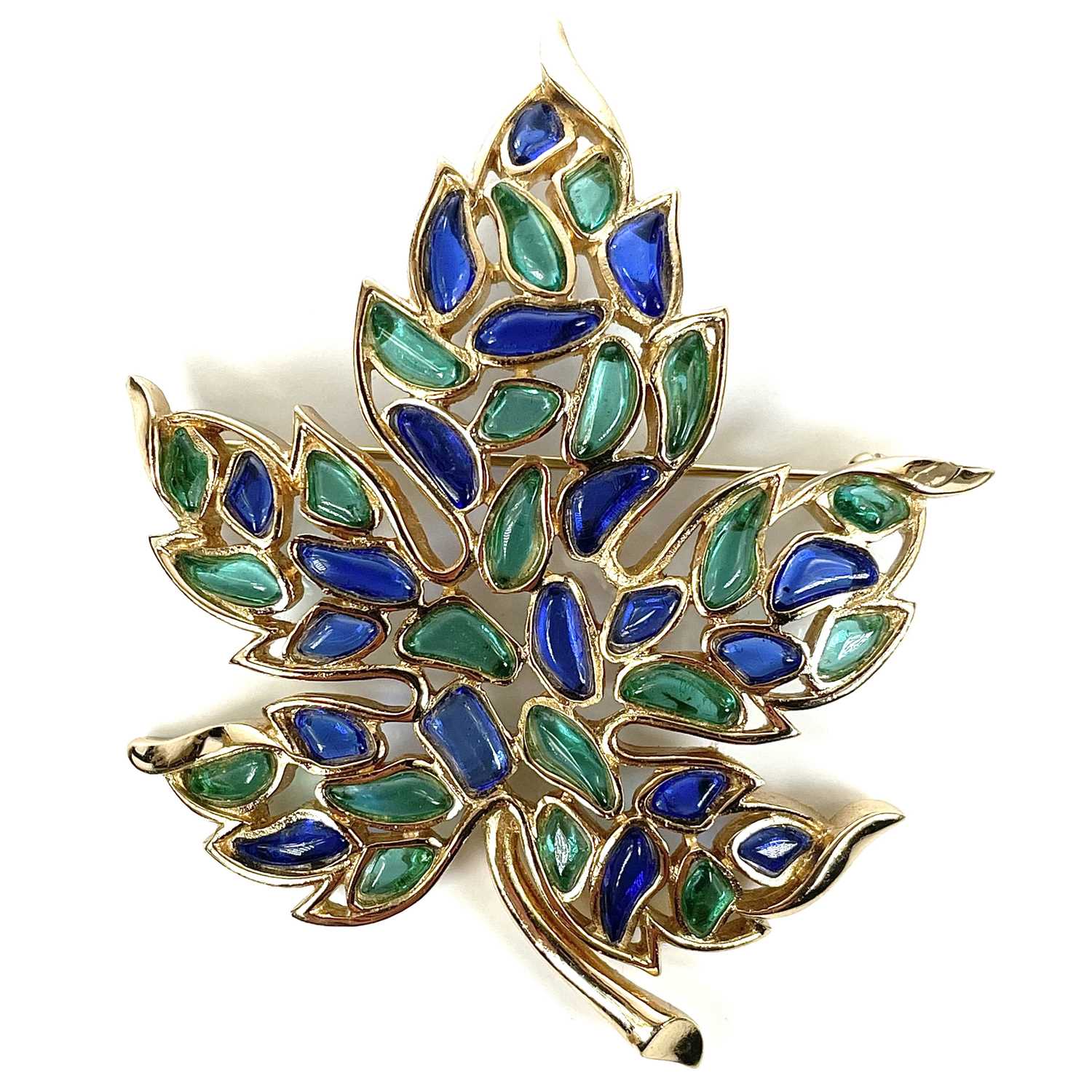 Lot 270 - A gilt metal and enamel leaf shaped brooch