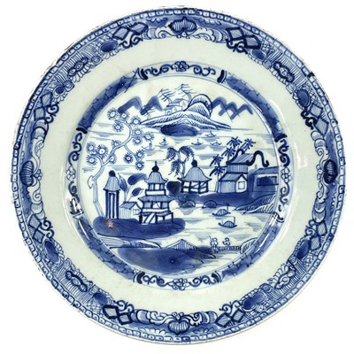 Lot 85 - Three Chinese blue and white porcelain plates,...