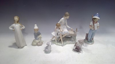 Lot 44 - A Selection of LLADRO Figurines. A Lady and...