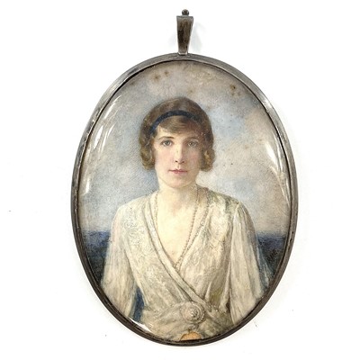 Lot 40 - Rosalie M. EMSLIE (1854-1932) Portrait...
