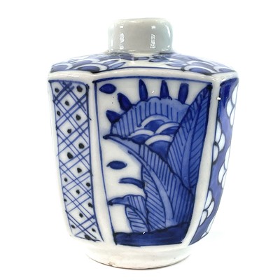Lot 77 - A Chinese blue and white porcelain water pot,...