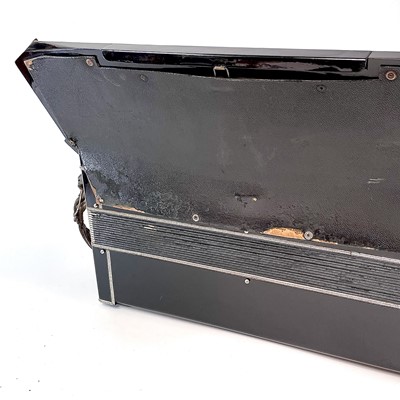 Lot 212 - A Settimio Sporani Castello accordian in...