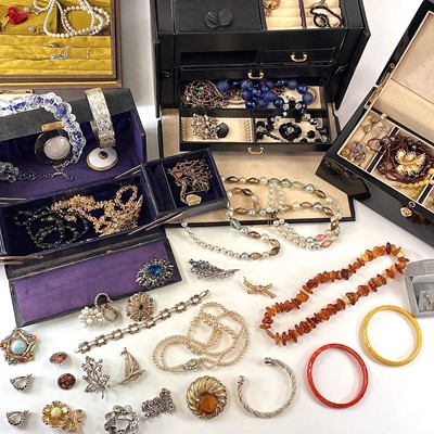 Lot 273 - Four boxes of costume jewellery.